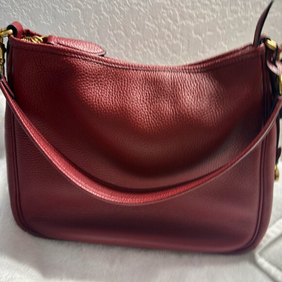 Coach Cary Shoulder Bag. Like new. Rare color - Red. - Picture 5 of 14